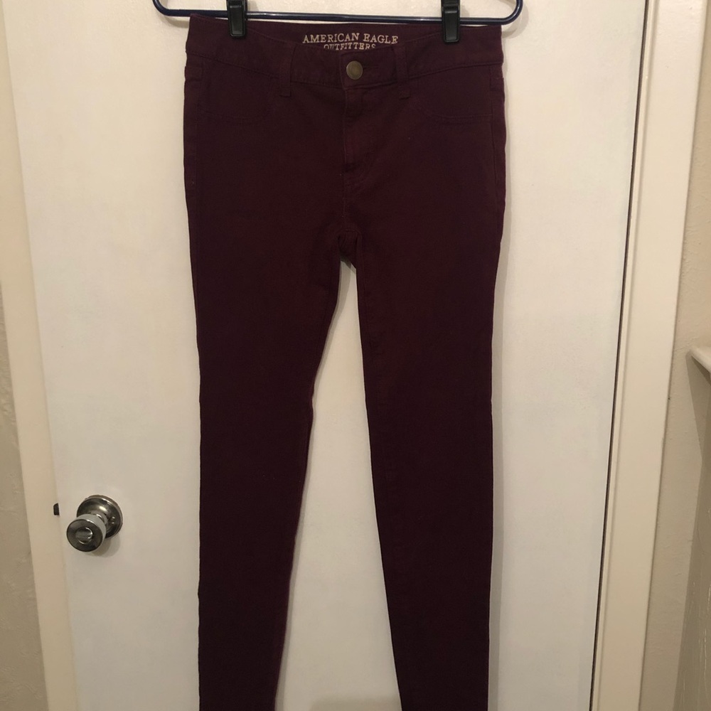 American eagle maroon skinny jeggings